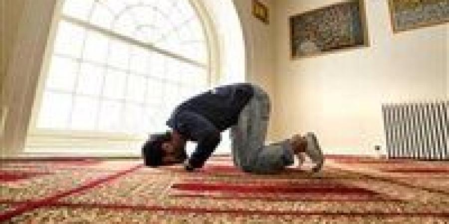 بالبلدي : هل
      يجوز
      الجمع
      بين
      الصلوات
      دون
      عذر؟..
      أمين
      الفتوى
      يرد