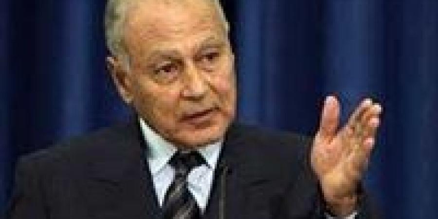 بالبلدي: أبو
      الغيط
      يحذر:
      الاعتداءات
      الإسرائيلية
      على
      سوريا
      قد
      تشعل
      المنطقة
      بأكملها