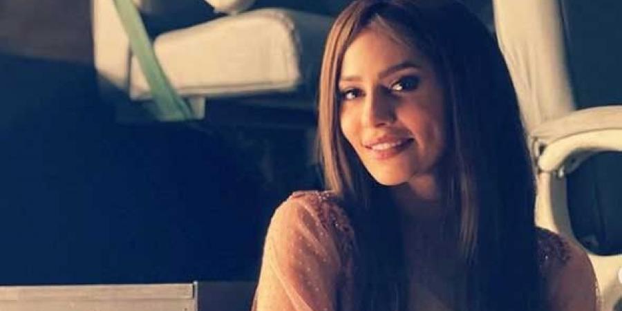 بالبلدي: إلهام
      علي
      تكشف
      سر
      ابتعادها
      عن
      السينما
      وتوجه
      رسالة
      صريحة
      للمنتجين