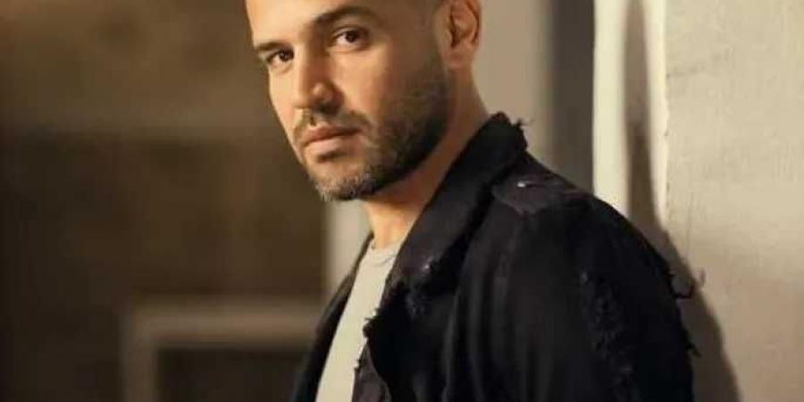 أبو
      يطرح
      كليبا
      جديدا
      يتغنى
      فيه
      بأسماء
      لاعبي
      المنتخب
      الوطني:
      تعالى
      وانا
      أقولك