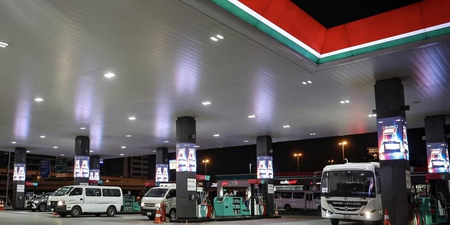 بالبلدي: الإمارات تخفض أسعار الوقود في يوليو.. إليك ما سجّله البنزين والديزل