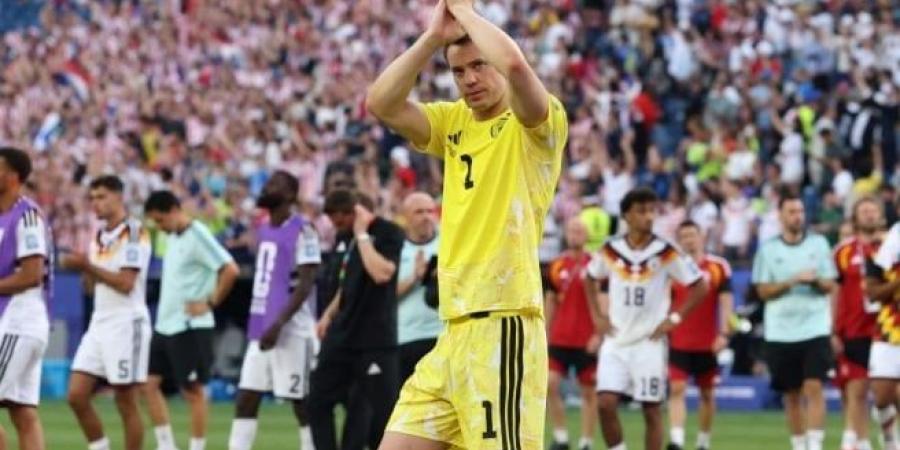 بالبلدي : مانويل
      نوير
      يعلن
      اعتزاله
      دوليًا
      بعد
      خروج
      ألمانيا
      من
      كأس
      العالم
      2026