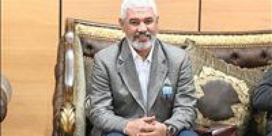 بالبلدي: جمال
      عبدالحميد:
      «لو
      قدرنا
      نكسب
      الأرجنتين
      نقدر
      ناخد
      كأس
      العالم»