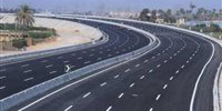 بالبلدي: النقل:
      إنجاز
      90%
      من
      طرق
      «حياة
      كريمة»
      ورفع
      كفاءة
      2900
      كيلومتر
      بـ20
      محافظة