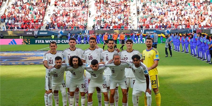بالبلدي : رجل
      مباراة
      إسبانيا
      والنمسا
      في
      كأس
      العالم