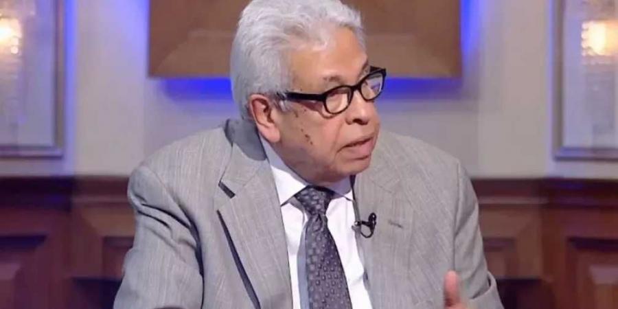 عبدالمنعم
      سعيد:
      مصر
      كانت
      أمام
      3
      طرق
      قبل
      30
      يونيو..
      والإصلاح
      كان
      المسار
      الثالث