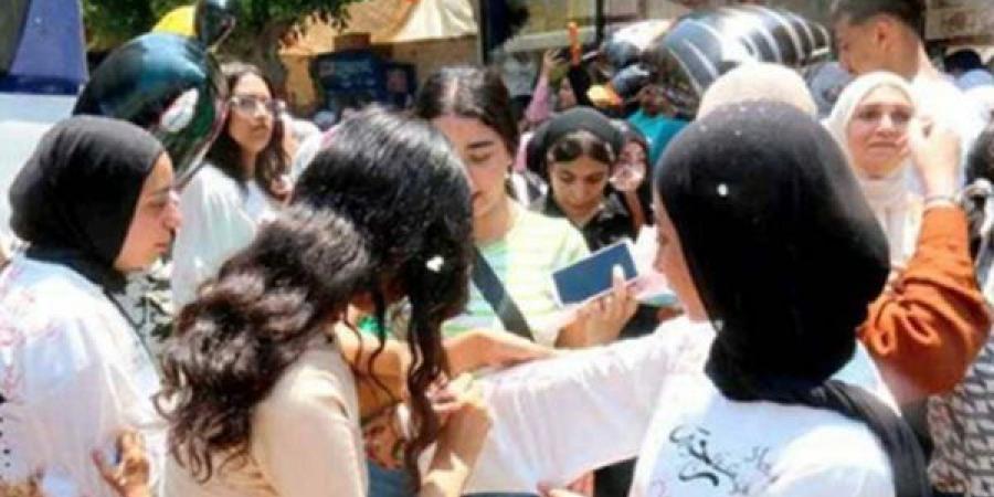 بالبلدي: التعليم
      تصدر
      تحليل
      رسمي
      لـ
      امتحان
      الكيمياء
      ثانوية
      عامة
      2026..
      نصف
      الأسئلة
      من
      النماذج