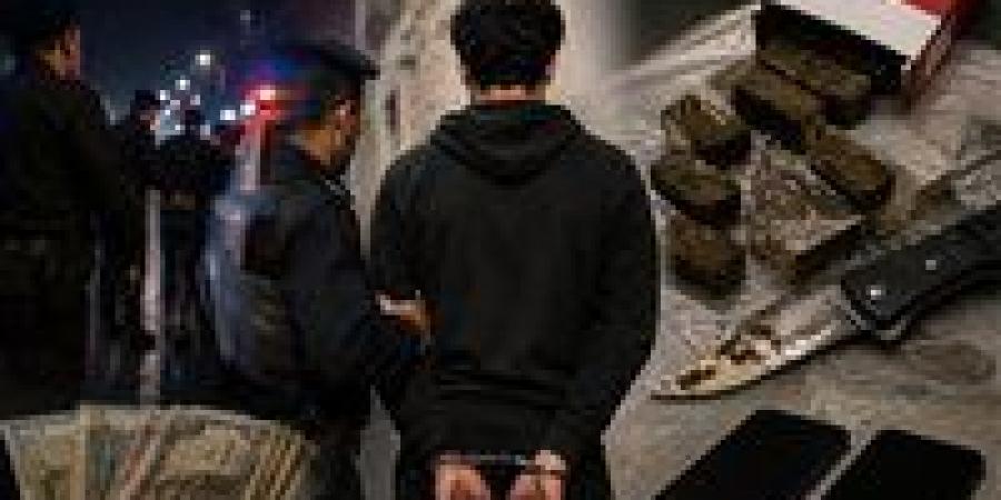 بالبلدي: إحالة
      منجد
      للجنايات
      بتهمة
      الاتجار
      في
      الحشيش
      وحيازة
      سلاح
      أبيض
      بدار
      السلام