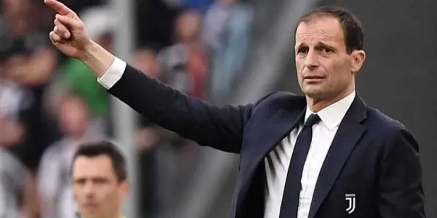 رسميًا..
      نابولى
      الإيطالي
      يعلن
      تعاقده
      مع
      ماسيميليانو
      أليجرى