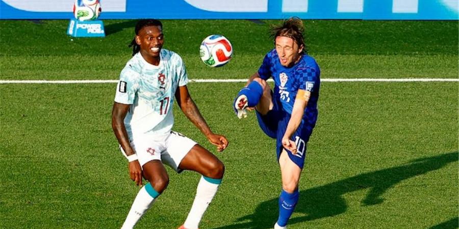 بالبلدي : فيديو
      |
      البرتغال
      تقلب
      الطاولة
      على
      كرواتيا
      في
      كأس
      العالم
      وتضرب
      موعدًا
      ناريًا
      مع
      إسبانيا
