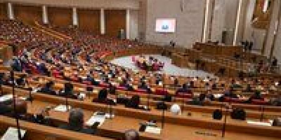 بالبلدي : عاجل..
      تحرك
      جديد
      من
      النواب
      بشأن
      صعوبة
      امتحانات
      مادتي
      اللغة
      العربية
      والكيمياء
      لطلاب
      الثانوية
      العامة