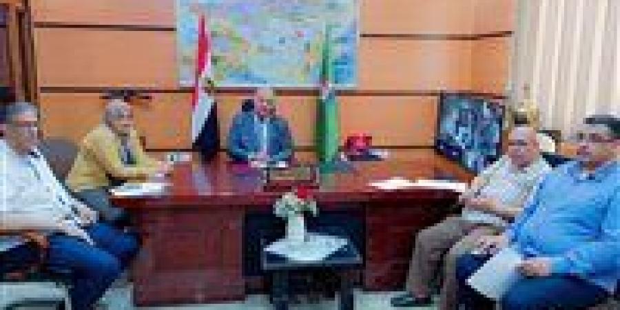 بالبلدي : عاجل|
      الثانوية
      العامة
      2026..
      التشديد
      على
      إجراءات
      التفتيش
      وحظر
      تليفونات
      الطلاب