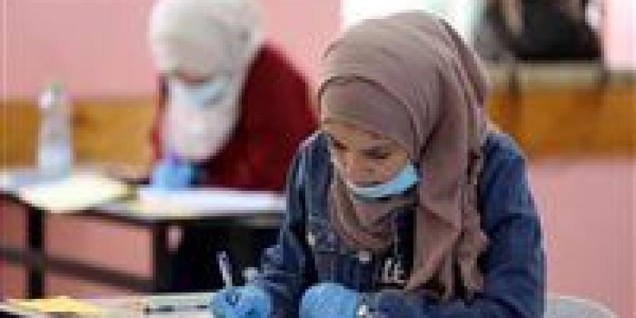 بالبلدي : نماذج
      امتحانات
      التاريخ
      للثانوية
      العامة
      2026
      بالإجابات