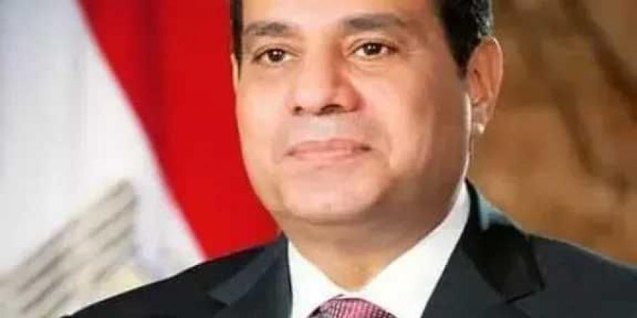 الرئيس
      عبدالفتاح
      السيسي
      يصدق
      على
      قانون
      العلاوة
      الدورية
      وزيادة
      الحافز
      الإضافي
      للعاملين
      بالدولة