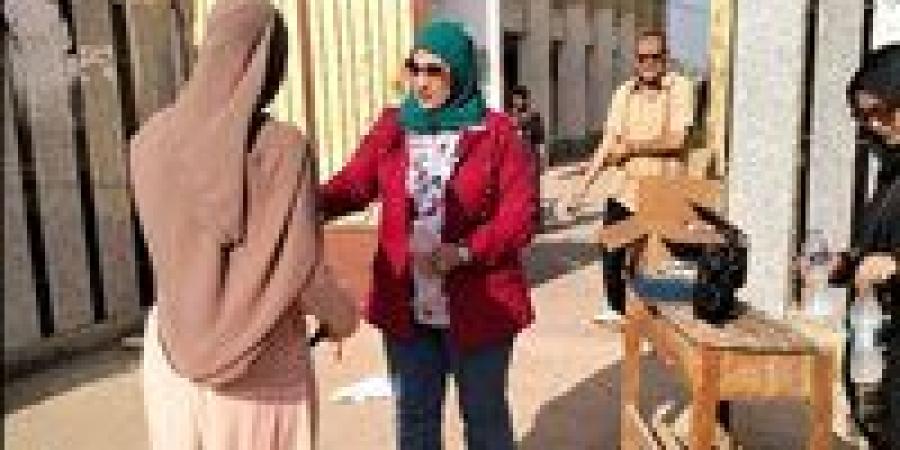 بالبلدي : اللجان
      تفتح
      أبوابها
      أمام
      طلاب
      الثانوية
      العامة
      لأداء
      امتحان
      اللغة
      الإنجليزية
      اليوم