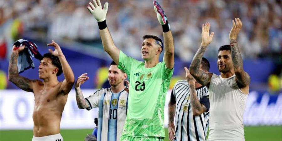 بالبلدي : صحفي
      أرجنتيني
      يمنح
      الأمل
      لـ
      مصر
      قبل
      مواجهة
      رفاق
      ميسي