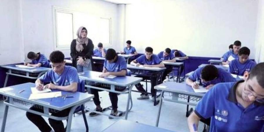 بالبلدي: راجع
      الآن
      رسومات
      امتحان
      الفيزياء
      2026
      قبل
      موعد
      الامتحان