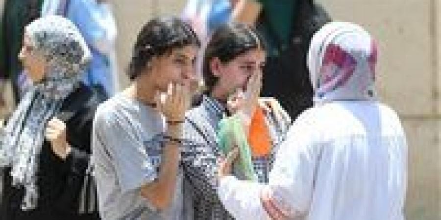 بالبلدي : 230
      درجة..
      ننشر
      تنسيق
      القبوب
      بنظام
      البكالوريا
      المصرية
      2027
      محافظة
      الجيزة
