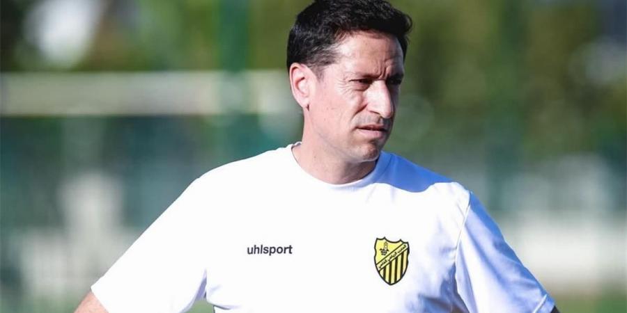 بالبلدي : وكيل
      بابلو
      فرانكو
      مدرب
      المغرب
      الفاسي
      يكشف
      لـبطولات
      حقيقة
      مفاوضات
      الزمالك