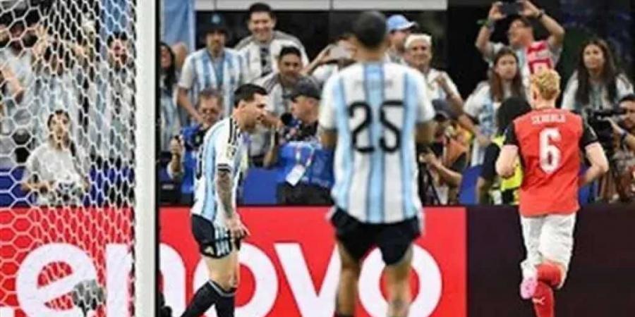 قلق
      كبير..
      هل
      يشارك
      ميسي
      في
      مباراة
      مصر
      والأرجنتين
      بدور
      الـ16
      من
      بطولة
      كأس
      العالم
      2026؟