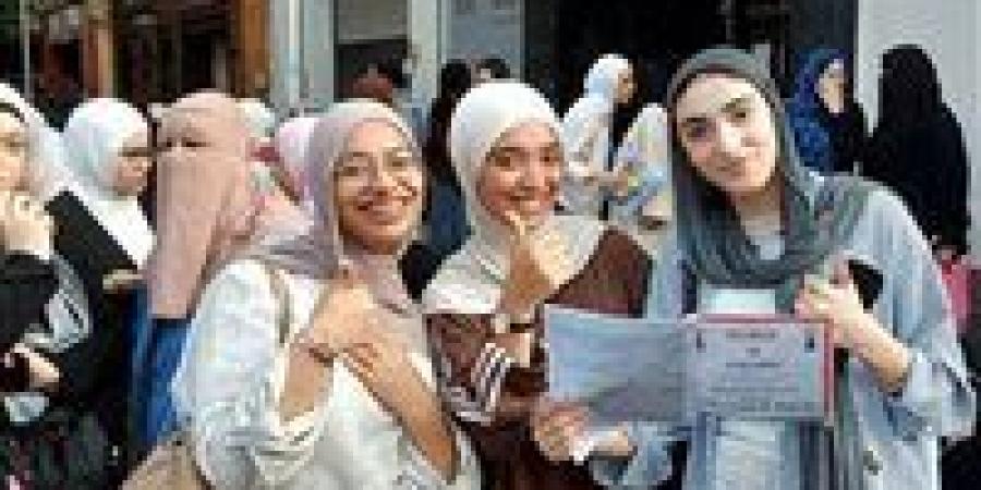 بالبلدي : سجل
      حالًا..
      نتيجة
      الثانوية
      العامة
      2026
      بالاسم
      فقط
      بدون
      رقم
      جلوس