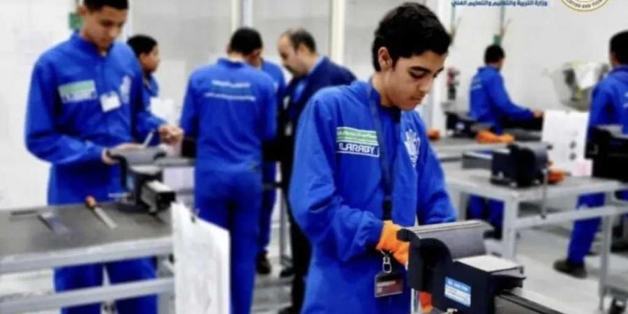 مدارس
      التكنولوجيا
      التطبيقية
      2026..
      كل
      ما
      تريد
      معرفته
      عن
      شروط
      القبول
      والمزايا