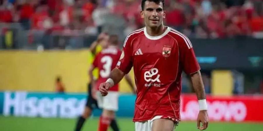 اجتماع
      مرتقب
      بين
      الأهلي
      وزيزو
      لحسم
      ملف
      الراتب..
      وإمام
      عاشور
      يتمسك
      بالاستمرار
      مع
      الفريق