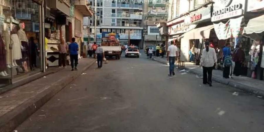 محافظ
      الإسكندرية:
      إزالة
      689
      حالة
      إشغال
      و60
      سقيفة
      صاج
      وغلق
      4
      منشآت
      مخالفة
