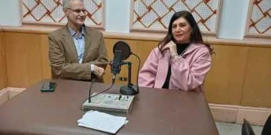 غدا
      الأحد
      اشرف
      غريب
      يكشف
      عن
      أول
      اغنية
      قدمها
      حليم
      للإذاعة
      فى
      اغانى
      منسيه
      على
      اذاعة
      القاهره
      الكبرى