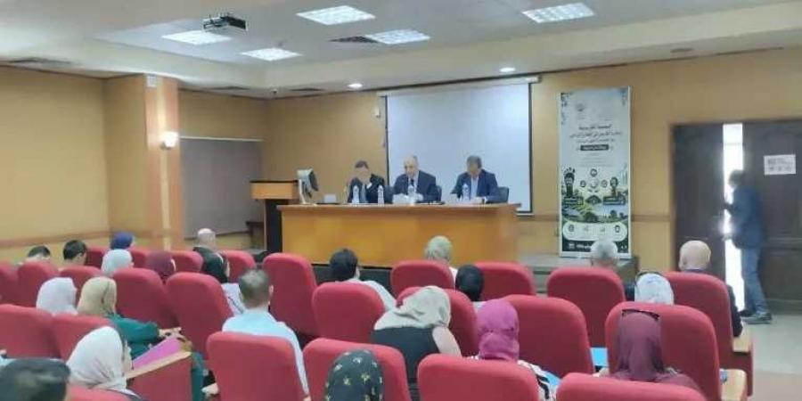 لتعزيز
      التحول
      نحو
      الاقتصاد
      الأخضر..
      quot;الزراعةquot;
      وquot;كاردنيquot;
      يختتمان
      ورشة
      quot;البصمة
      الكربونيةquot;
      بإصدار
      10
      توصيات
      هامة