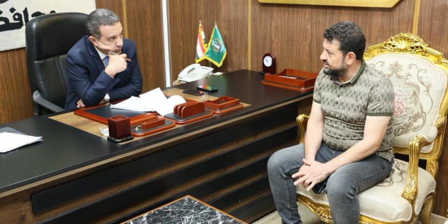 بالبلدي: محافظ
      المنوفية
      يبحث
      شكاوي
      المواطنين
      ويتخذ
      إجراءات
      عاجلة