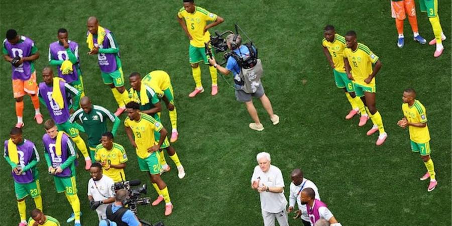 بالبلدي : عاجل..
      وفاة
      لاعب
      جنوب
      أفريقيا
      بعد
      مشاركته
      مع
      بلاده
      في
      كأس
      العالم
      2026