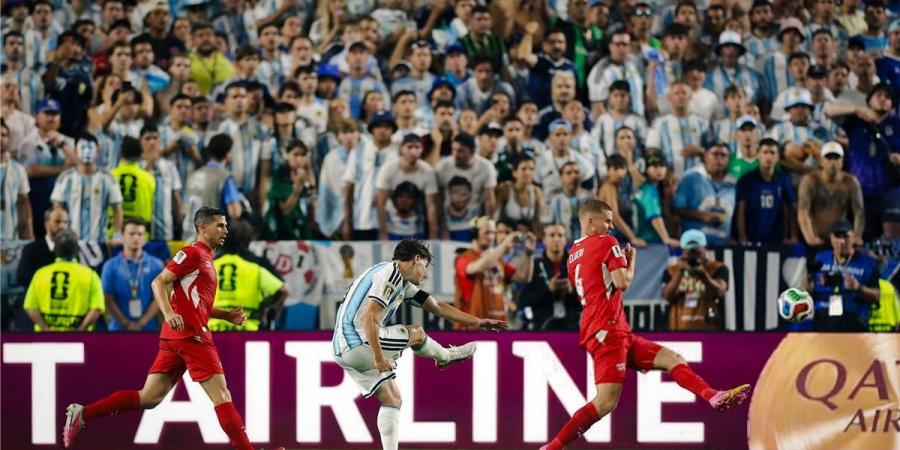 بالبلدي : فيديو
      |
      الأرجنتين
      تنجو
      من
      فخ
      سويسرا
      وتتأهل
      لملاقاة
      إنجلترا
      في
      نصف
      نهائي
      كأس
      العالم