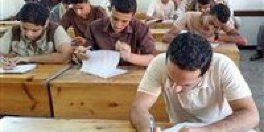 بالبلدي : عاجل|المادة
      بـ100
      جنيه..
      ضوابط
      وإجراءات
      التظلم
      على
      نتيجة
      الدبلومات
      الفنية
      2026