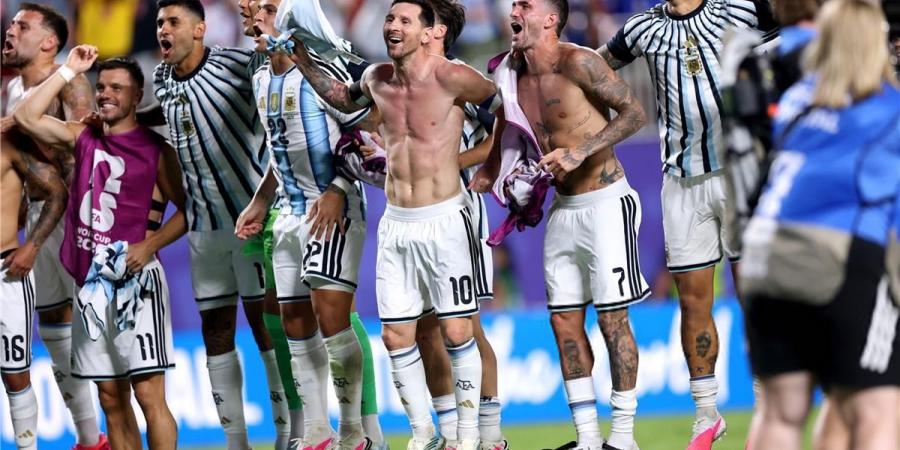 بالبلدي : رجل
      مباراة
      الأرجنتين
      وسويسرا
      في
      كأس
      العالم