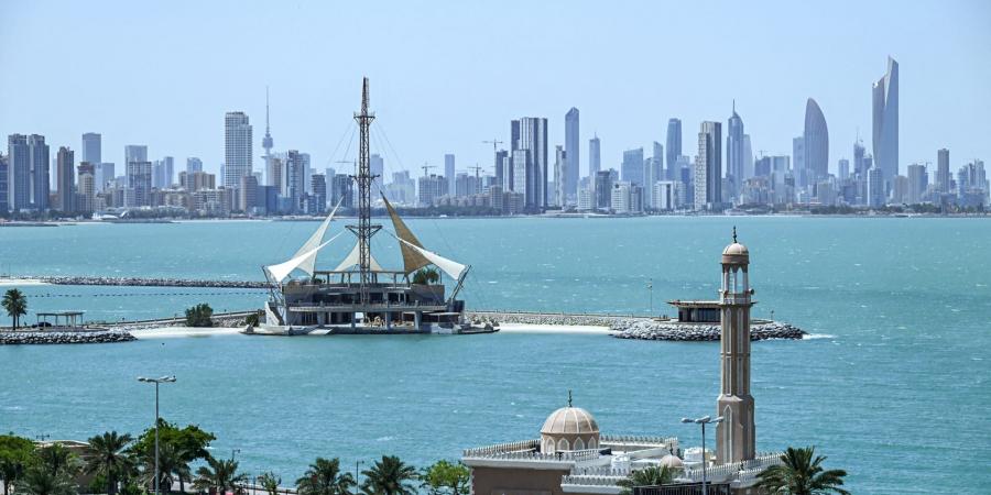 بالبلدي: الكويت تعلن التصدي لهجمات بطائرات مسيّرة معادية من إيران.. والخارجية تعلّق