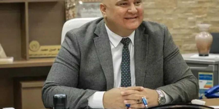 كريم
      عبدالباقي
      :
      صرف
      21
      مليون
      و354
      ألف
      لـ
      589
      حالة
      لأعضاء
      صندوق
      العاملين
      بالهيئات
      القضائية
      ..
      وهي
      الأكبر
      في
      تاريخ
      النيابات
      والمحاكم
