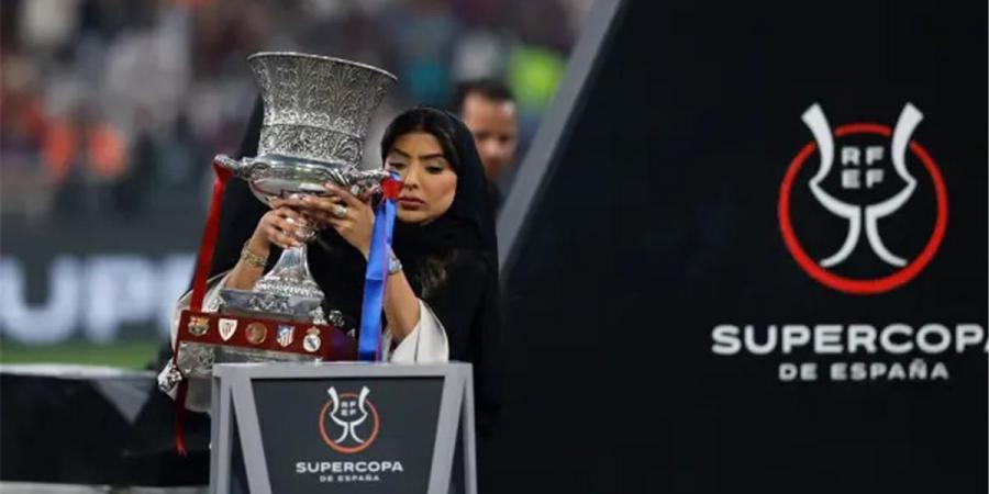 بالبلدي : ماركا:
      مصر
      بين
      المرشحين
      لاستضافة
      كأس
      السوبر
      الإسباني
