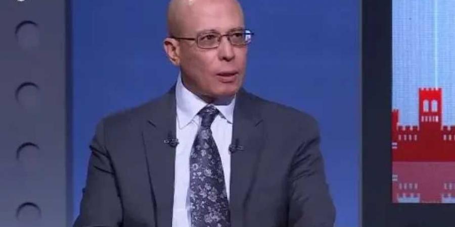 مساعد
      وزير
      الخارجية
      الأسبق:
      الرؤية
      الرئاسية
      للتعامل
      مع
      دول
      حوض
      النيل
      قائمة
      على
      المصالح
      المشتركة