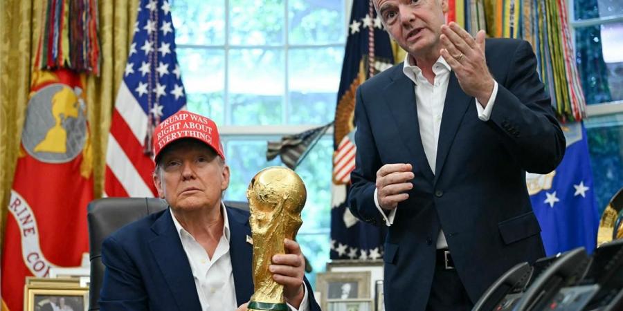 بالبلدي : البيت
      الأبيض
      يتخذ
      قرارًا
      غريبًا
      تجاه
      الأرجنتين
      حال
      فوزها
      بـ
      كأس
      العالم
