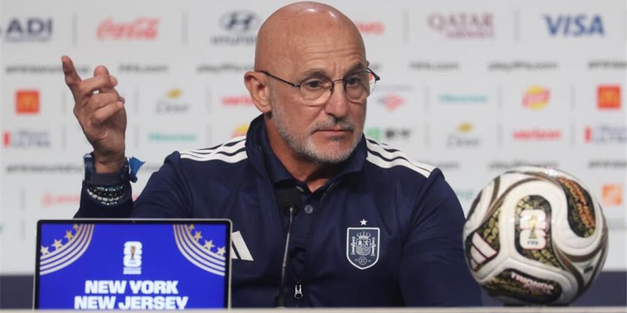 بالبلدي : دي
      لا
      فوينتي
      قبل
      مواجهة
      الأرجنتين:
      ميسي
      يقدم
      أداء
      مذهلا
      في
      كأس
      العالم..
      ويوجه
      نصيحة
      إلى
      لامين
      يامال