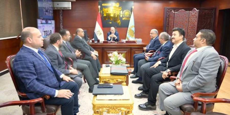 محافظ
      الغربية
      يبحث
      مع
      رئيس
      شركة
      غاز
      مصر
      خطة
      التوسع
      في
      مشروعات
      توصيل
      الغاز
      الطبيعي