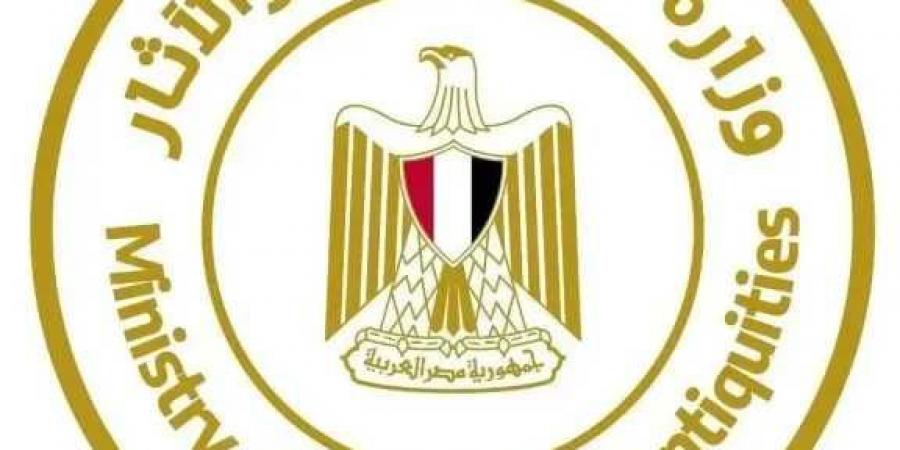 وزارة
      السياحة
      تطلق
      المرحلة
      الثانية
      من
      منصة
      ”رحلة”
      لتنظيم
      الرحلات
      المدرسية
      المجانية
      للمواقع
      الأثرية