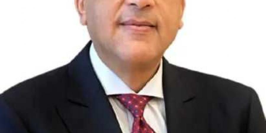 رئيس
      الوزراء
      يهنئ
      فخامة
      رئيس
      الجمهورية
      بالذكرى
      الـ
      74
      لثورة
      23
      يوليو
