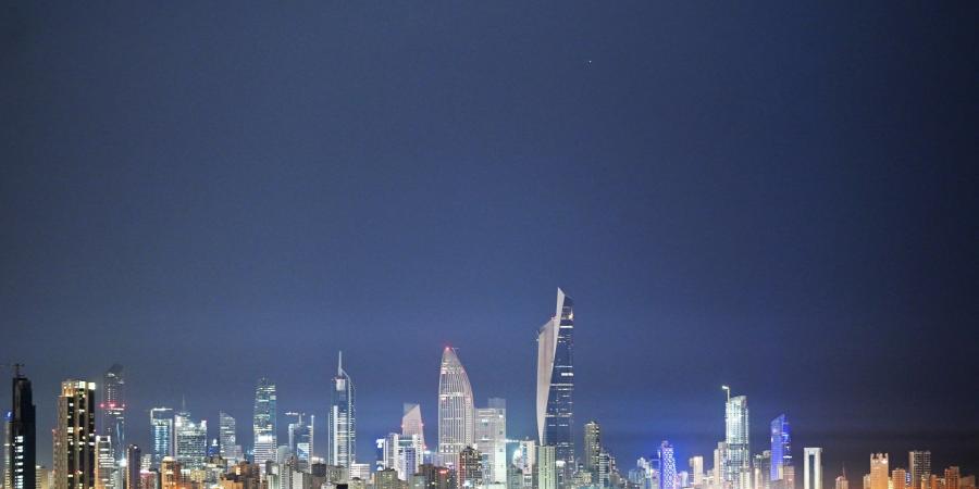 بالبلدي: الكويت: إيران استهدفت محطات كهرباء وتحلية مياه الليلة الماضية لليوم الرابع تواليًا