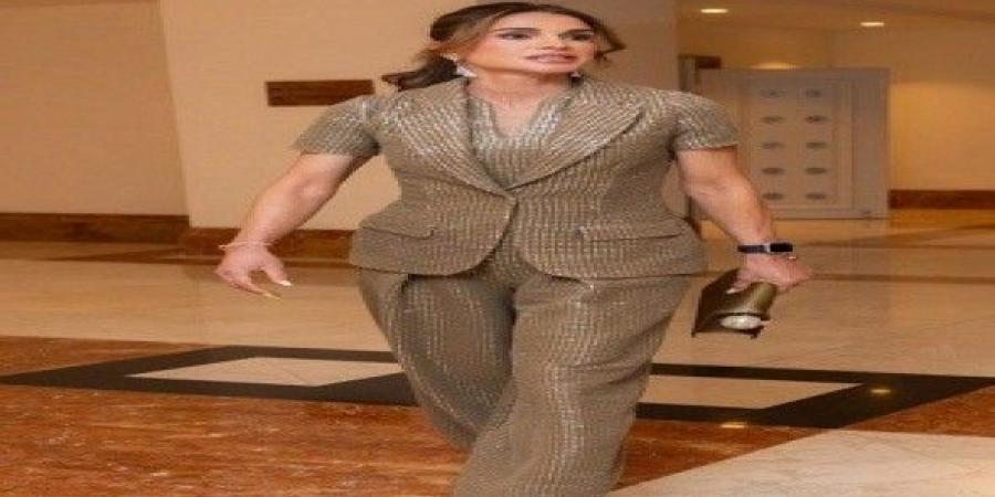 بالبلدي: الملكة
      رانيا
      بإطلالة
      ذهبية
      -
      حجم
      ستايل
      هوم
      بيدج