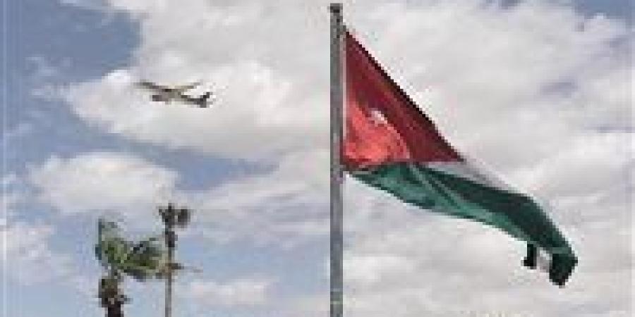 بالبلدي: بسبب
      الهجمات
      الإيرانية..
      الاتحاد
      الأوروبي
      يحذر
      شركات
      الطيران:
      تجنبوا
      أجواء
      الأردن