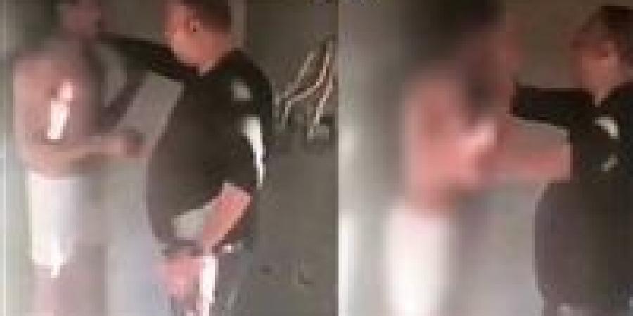 بالبلدي : طالب
      بأجر
      15
      يوما
      عمل..
      الأمن
      يفحص
      فيديو
      الاعتداء
      على
      عامل
      في
      موقع
      تحت
      الإنشاء
      بالقاهرة
      الجديدة