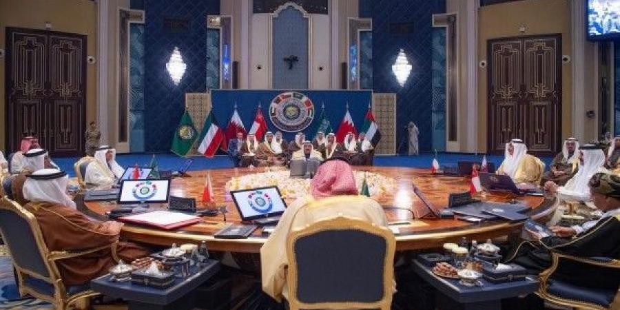 بالبلدي: التعاون
      الخليجي
      يدعو
      لموقف
      دولي
      حازم
      ضد
      إيران
      والحوثيين
      ويحذر
      من
      تهديد
      باب
      المندب