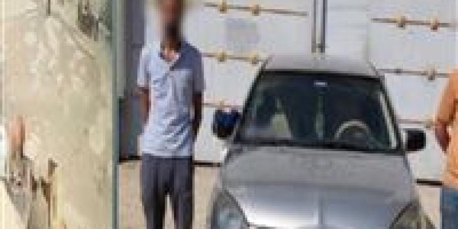 بالبلدي: «كوباية
      شاي»
      تشعل
      الغضب..
      سائق
      يحطم
      مقهى
      بسيارته